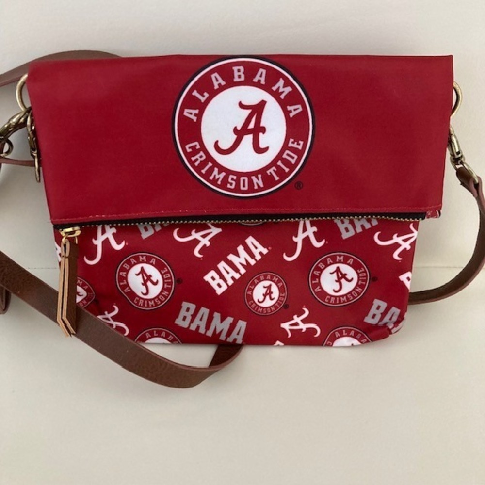 Alabama Crimson Tide Crossbody Fold Over Sling Bag Excellent Condition